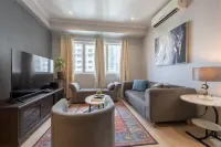 New! Cozy 2 Bedroom in BGC. Fast Wi-Fi and 58" TV