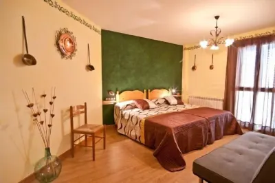 Self catering Ezkibel for 8 people