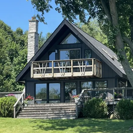 Beautiful rental with amazing views on Donnell Lake’s North Shore,