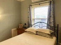 Lovely Uptown Mpls apartment!