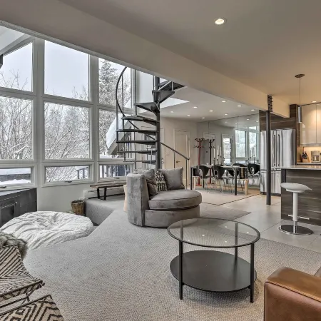 Vail Condo w/ Mtn View Deck - Steps to Ski Shuttle