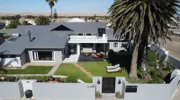Salty Villa Hotels in Langstrand