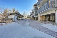 Snowmass Condo Great Proximity to Chair Lift - spa