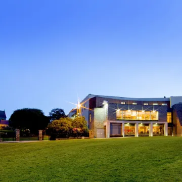 Trim Castle Hotel Отели в г. Трим