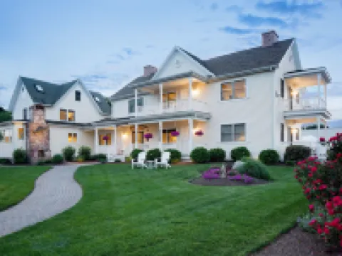 Inn at Harbor Hill Marina Hotels in Niantic