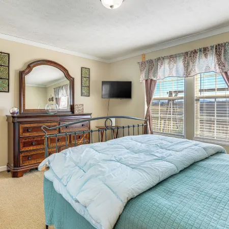Mountain View Retreat Relax & Unwind