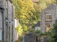 Lees Cottage Hotels in Hope Valley