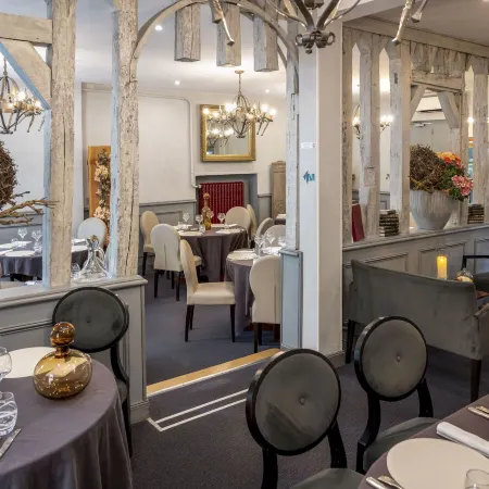 Logis Hôtels Restaurant les 3 Rois