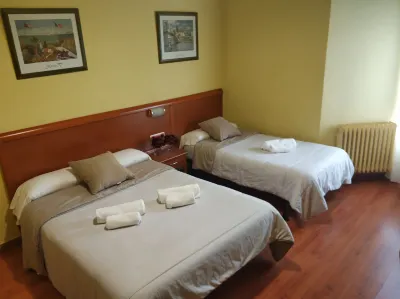 Hostal Restaurante Iruñako Hotels in Burgos