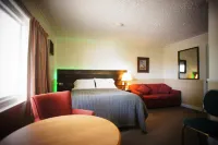 Silverwood Inn & Suites