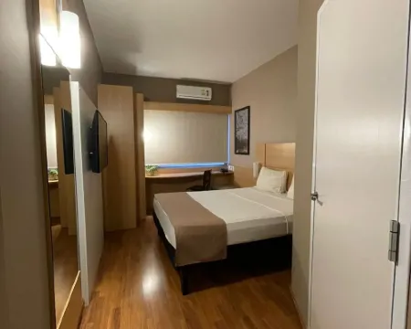 Hotel Oeste Plaza Hotels in Urubupunga