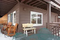 Powell Peak 104 1 Bedroom Condo by RedAwning - Homestays
