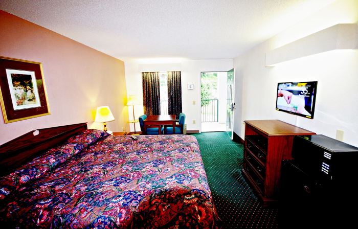 American Motel - Lenoir
