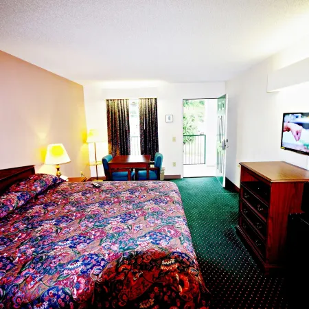 American Motel - Lenoir