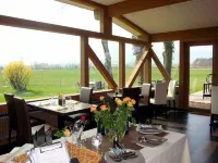 Relais de l'Aérodrome Hotels in Prangins