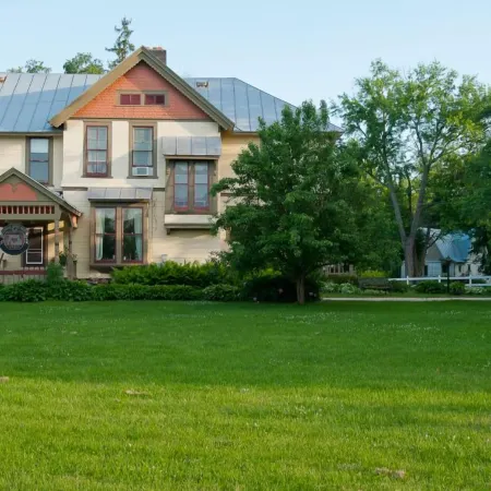 Apple Tree Lane Bed & Breakfast