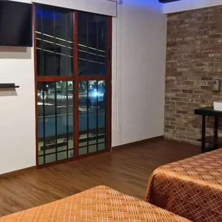 Hotel Maquiavelo Solo Adultos