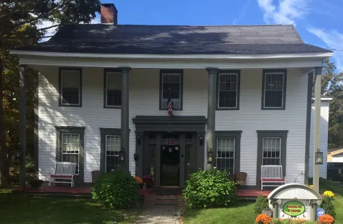 Brookside Inn at Laurens Hotels in Oneonta