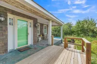 Manor and Mutts #1 Cottage