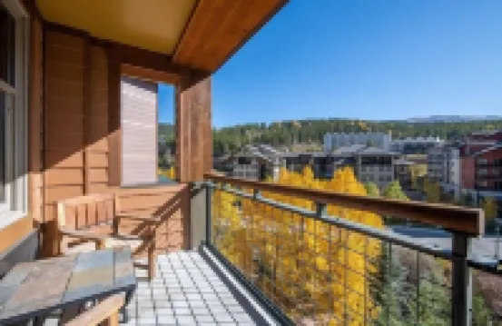 Zephyr Mountain Lodge Select-Rated 2510