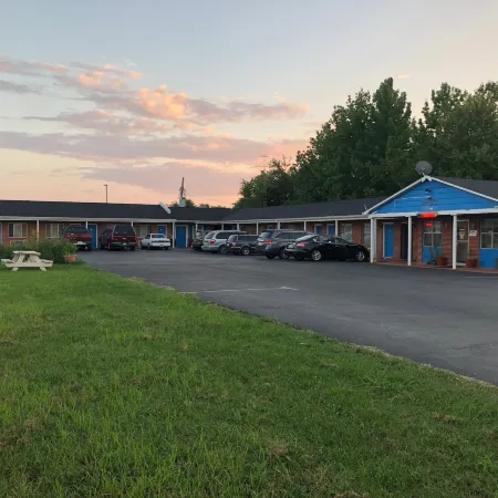 Economy Inn