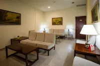 Hotel Riviera - 2-Star