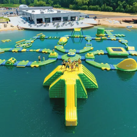 Natura Vue Resort & Boathouse
