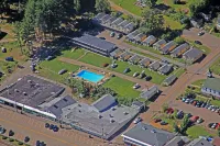 Half Moon Motel & Cottages Hotels in Laconia