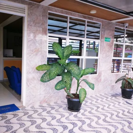 Hotel Zafiro Отели в г. Летисия