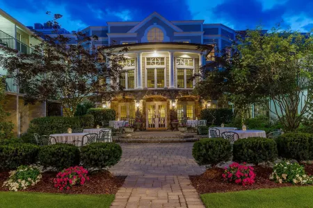 The Olde Mill Inn Basking Ridge Отели рядом с достопримечательностью «Нокия Белл Лабс»