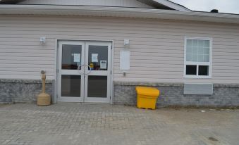 Auberge MacDonald Guest Inn