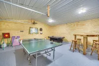 Cozy Birchwood Retreat on Utv Trail w/ Hot Tub! - Wifi