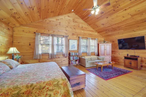 8 Mi to Appalachian Ski! Mtn-View Gem on 22 Acres - Wifi