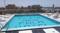 New Pola Hotel