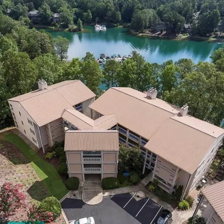 Views, Pools & Marina: Lake Keowee Condo!
