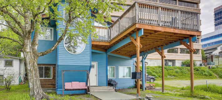 Modern Anchorage Getaway, Steps from Coastal Trail Hotels in Anchorage