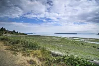 아늑한 Port Orchard 집, 그릴 및 화덕 포함!