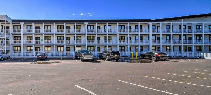 Lake-View Patio and Pool Access Osage Beach Condo Hotels in Osage Beach