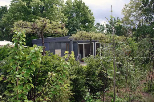 Cube-House Ferienhaus in Franken - parking