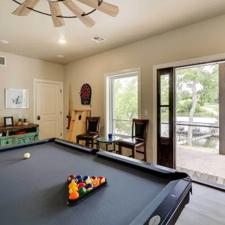 Waterfront Grand Lake Family House w/ Game Room!