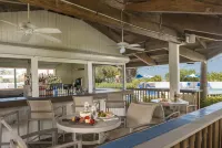 Beach House Suites by the Don CeSar - Barer