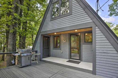 Lake Pepin Cottage w/ Decks + Private Beach! - 3-Sterne