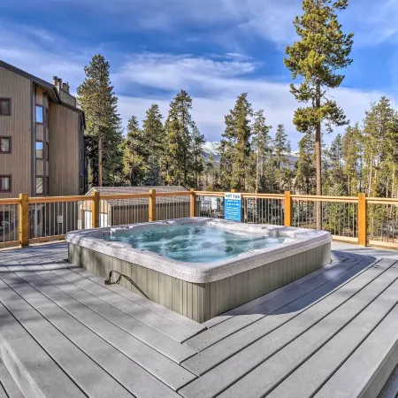 Breckenridge Condo - Walk to Main St and Chairlift!