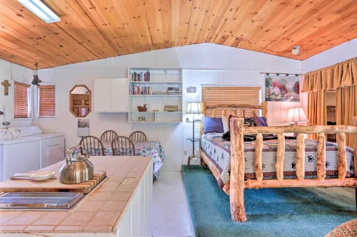 風景如畫的奧克赫斯特度假區，配有游泳孔！