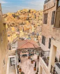 Villa Mira Guesthouse 1 - Downtown Central Amman - Al Diyrih - Mountain view