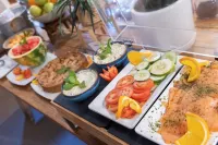 Morena Resort - breakfast