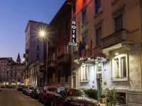 HD Hotel Hotels near Loreto Station