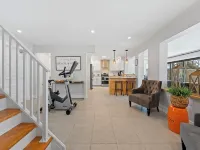 Spacious 5-bedroom house with Pool, Ocean Views, Dock in  wonderful Marathon, Fl - 방갈로