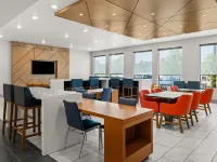 Holiday Inn Express ASHEVILLE - WOODFIN by IHG Hotels in Asheville