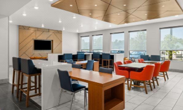 Holiday Inn Express ASHEVILLE - WOODFIN by IHG